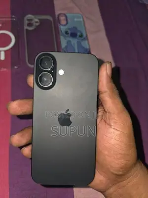 Apple iPhone 16 128GB (Used)