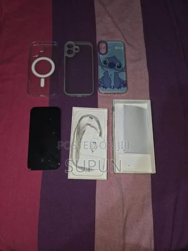 Apple iPhone 16 128GB (Used)