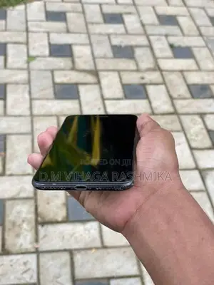 Apple iPhone 7 Plus i phone (Used)