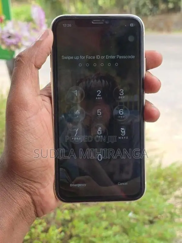 Apple iPhone 11 (Used)