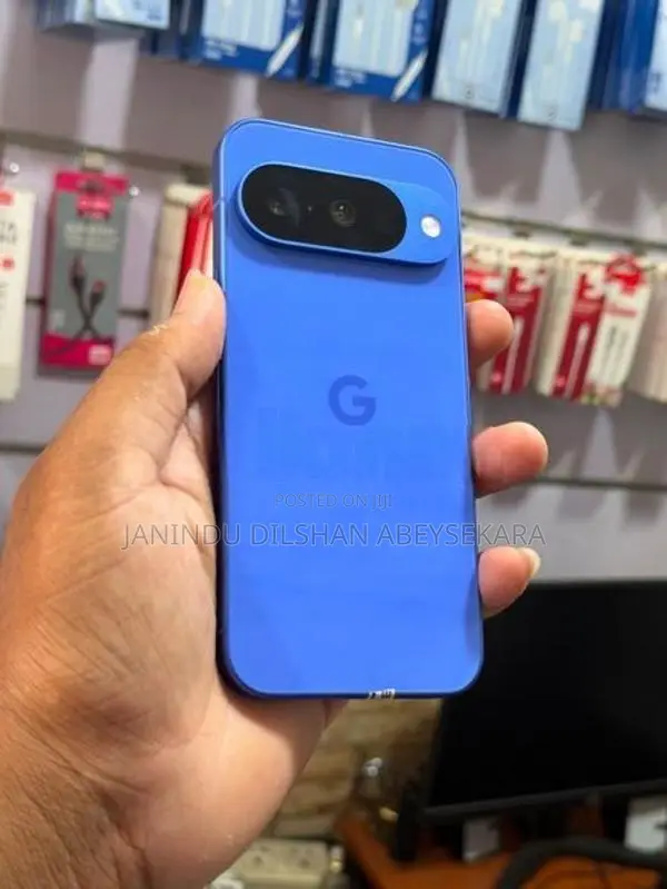 Google Pixel 10 (Used)