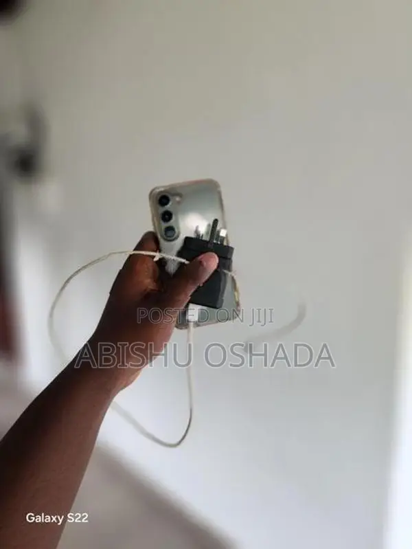 Samsung Galaxy S23 (Used)