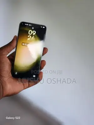 Samsung Galaxy S23 (Used)
