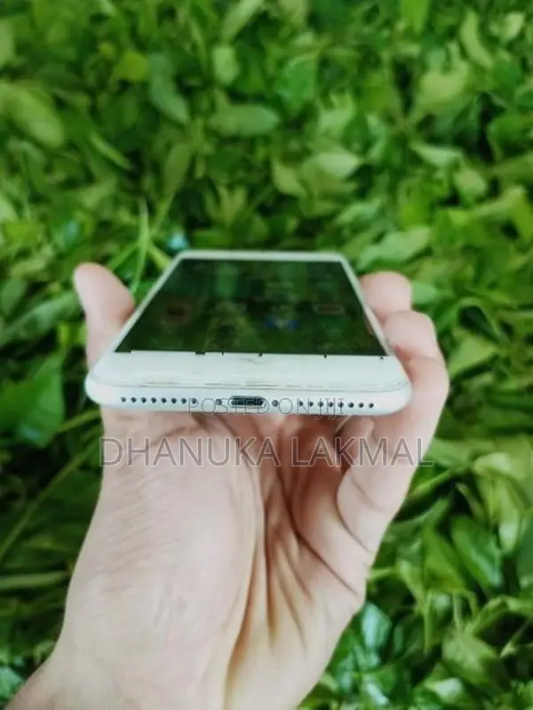 Apple iPhone 8 Plus White edition (Used)