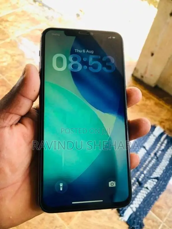 Apple iPhone 11 Pro Max (Used)