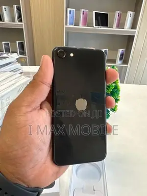 Apple iPhone SE 2 128Gb (Used)