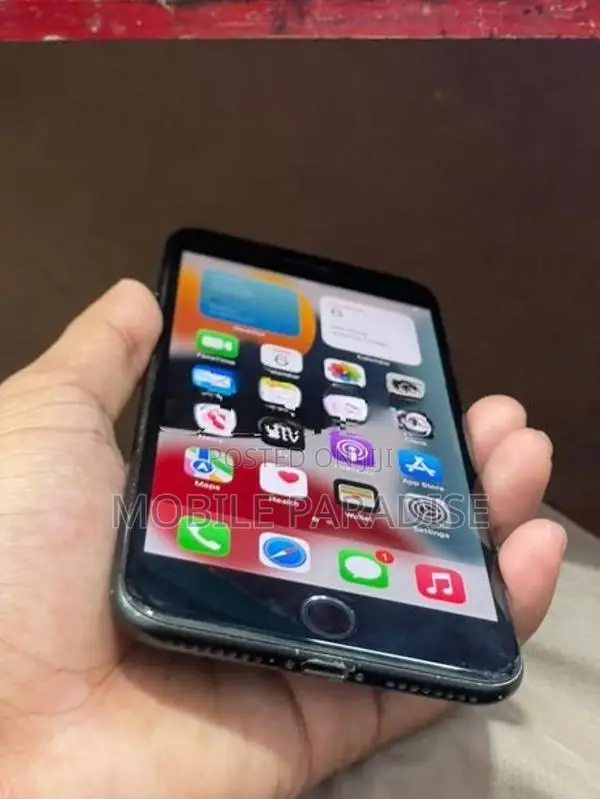 Apple iPhone 7 Plus 128GB (Used)