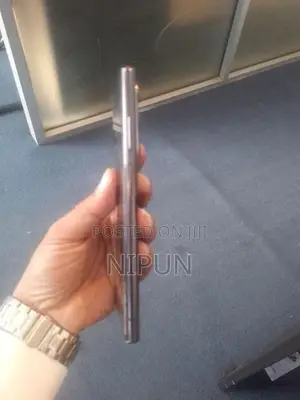 Samsung Galaxy S22 Ultra (Used)