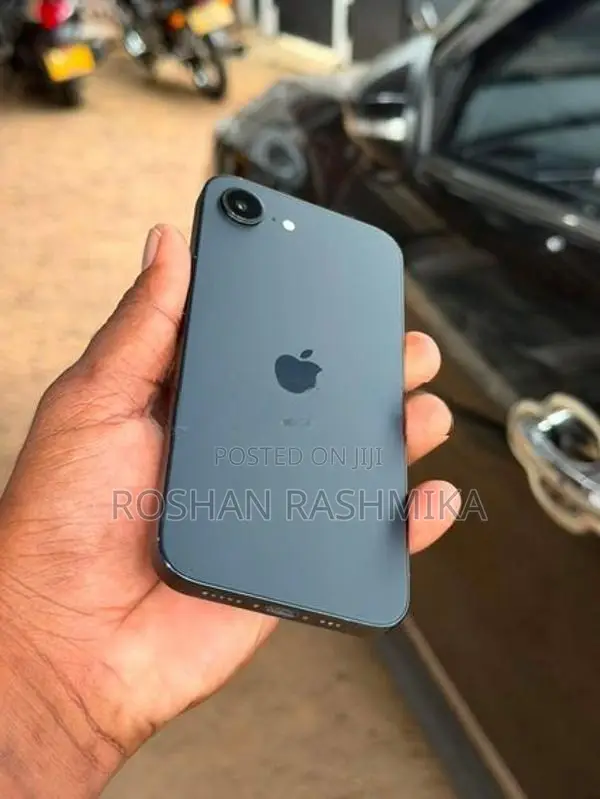 Apple iPhone 16e (Used)