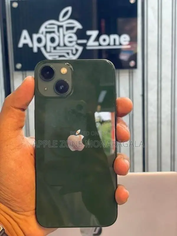 Apple iPhone 13 128GB (Used)