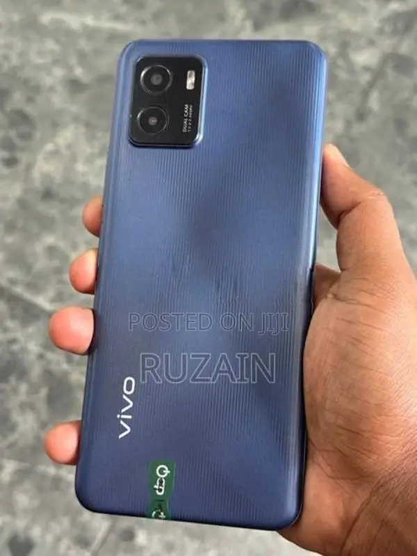 Vivo Y10 (Used)