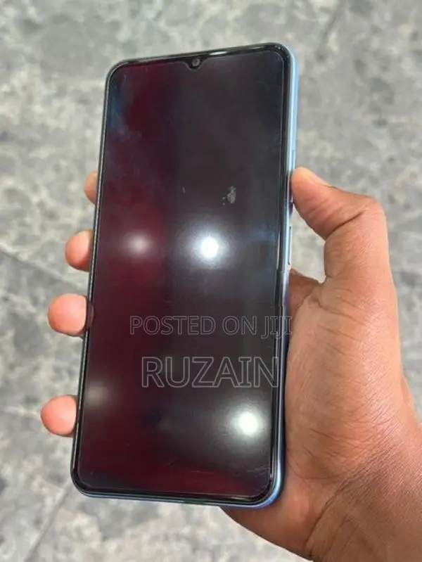 Vivo Y35 (Used)