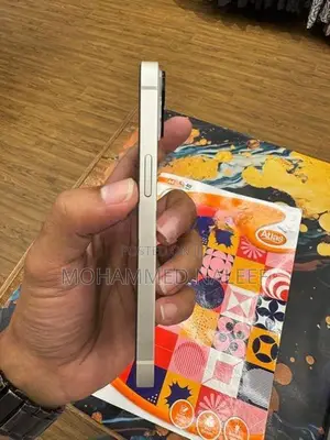 Apple iPhone 13 128 (Used)