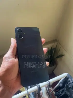 Samsung Galaxy A06 4/64GB (Used)