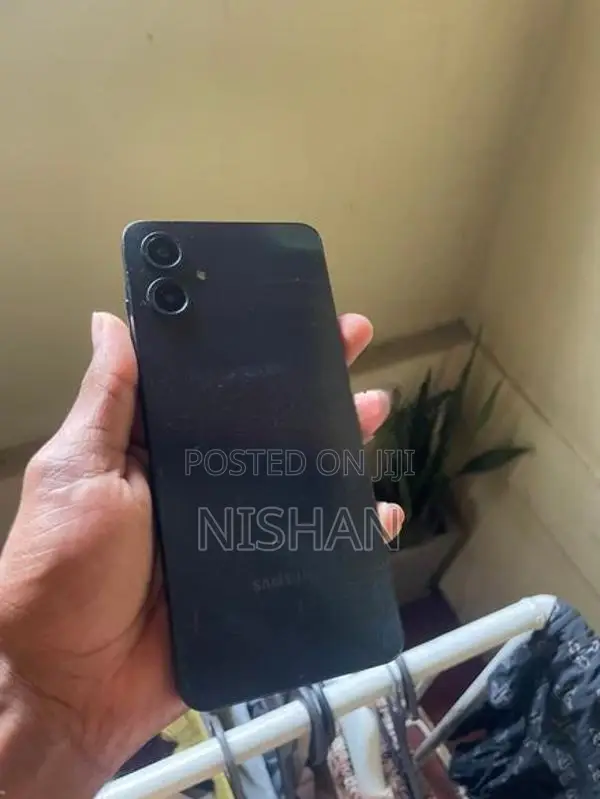 Samsung Galaxy A06 4/64GB (Used)