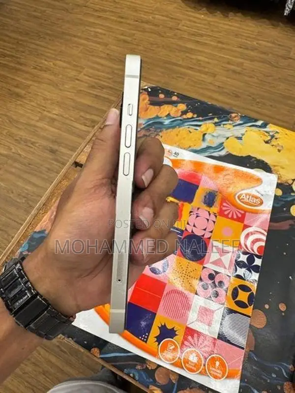 Apple iPhone 13 128 (Used)