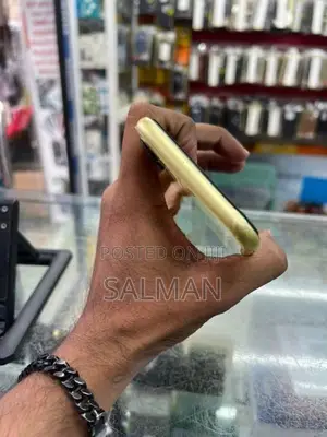 Apple iPhone 11 (Used)