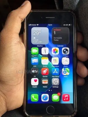 Apple iPhone SE 2 (Used)