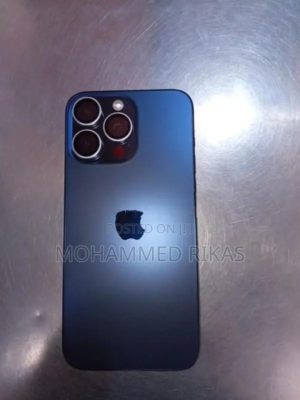 Apple iPhone 15 Pro Max (Used)