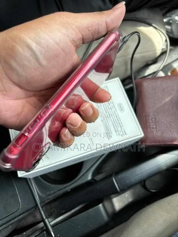 Apple iPhone 11 (Used)