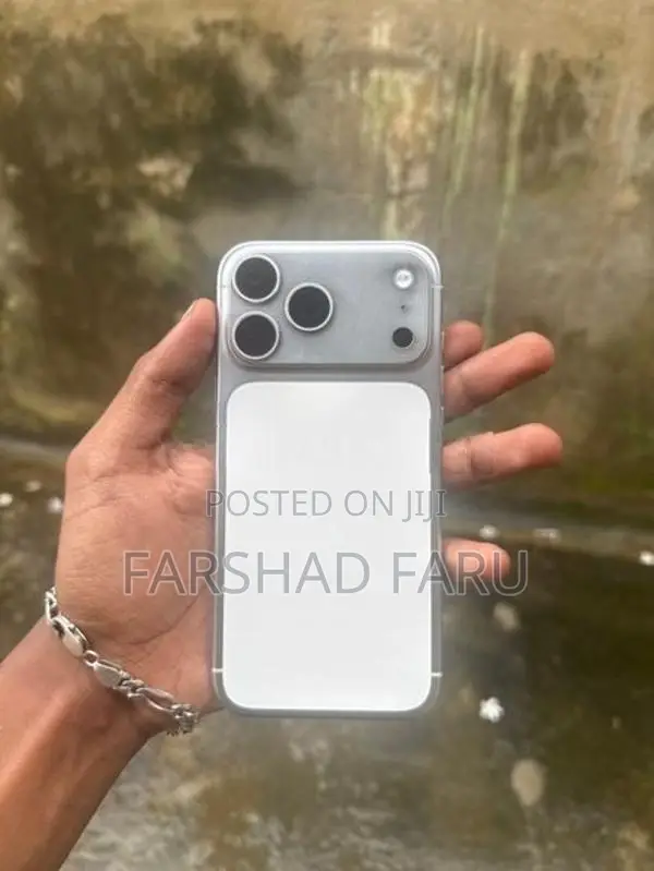 Apple iPhone 17 Pro Max (Used)