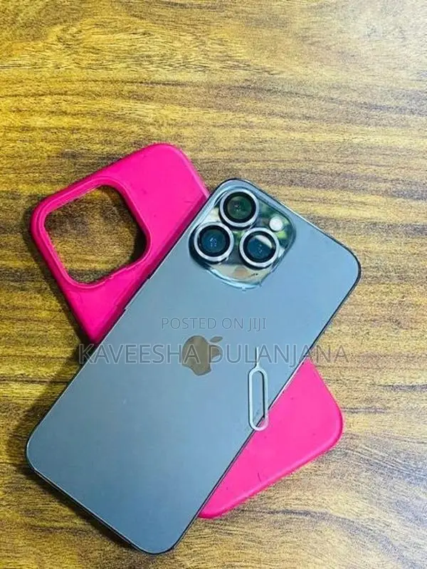 Apple iPhone 13 Pro (Used)