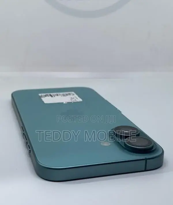 Apple iPhone 16 (Used)
