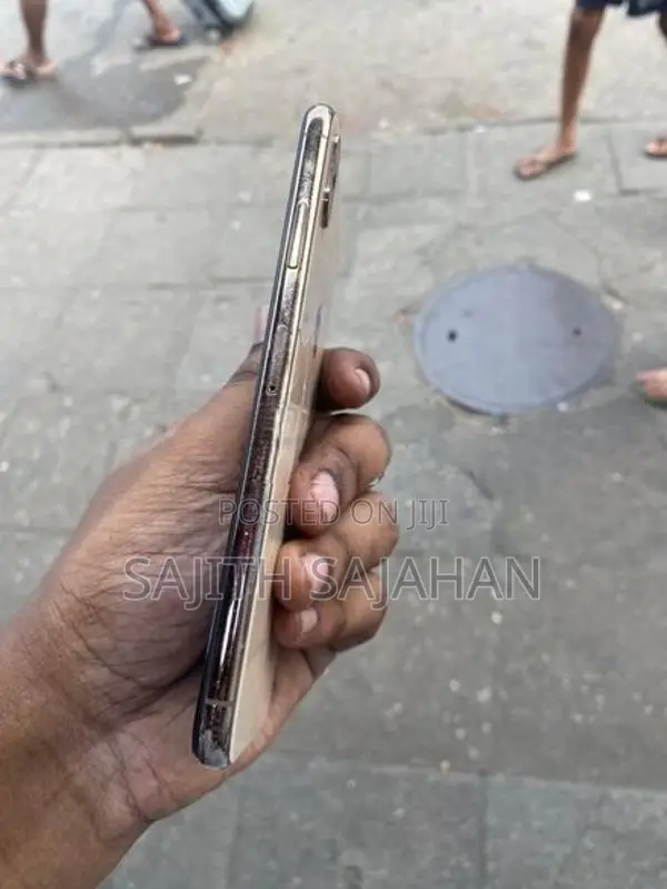 Apple iPhone XS Max 64gb rose gold (Used)