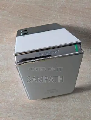 Samsung Galaxy Z Flip (Used)