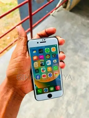 Apple iPhone 8 (Used)