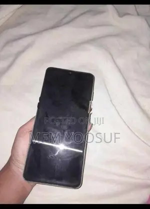 Samsung Galaxy A06 (Used)
