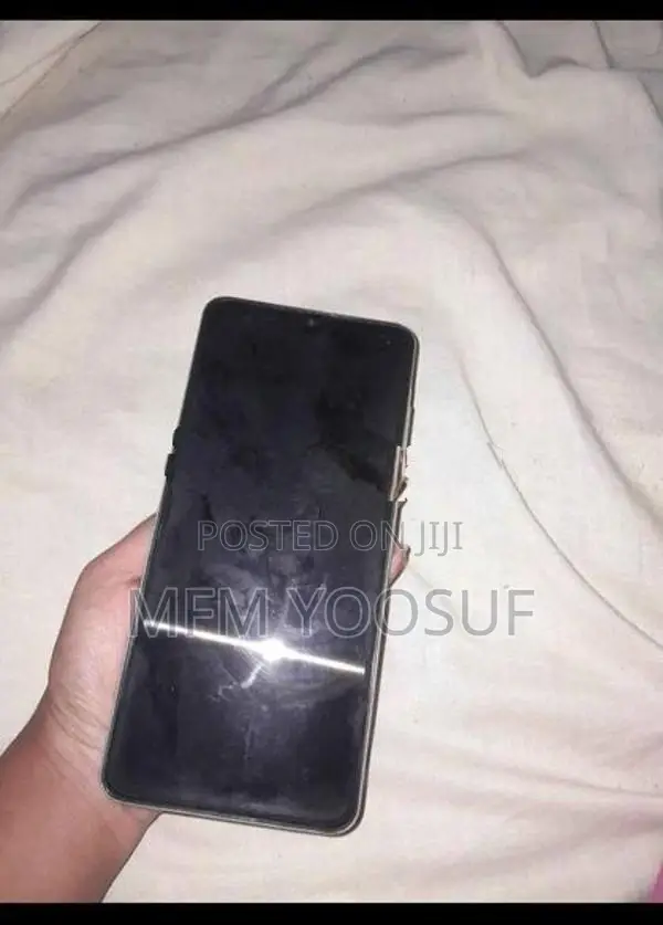 Samsung Galaxy A06 (Used)