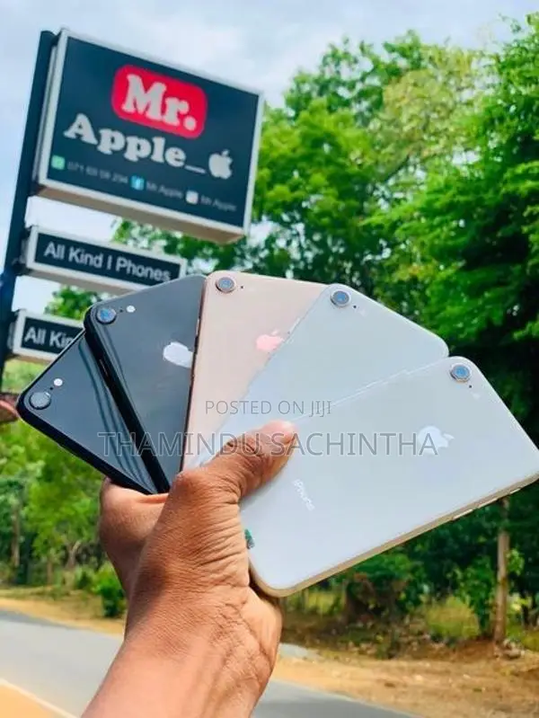 Apple iPhone 8 (Used)
