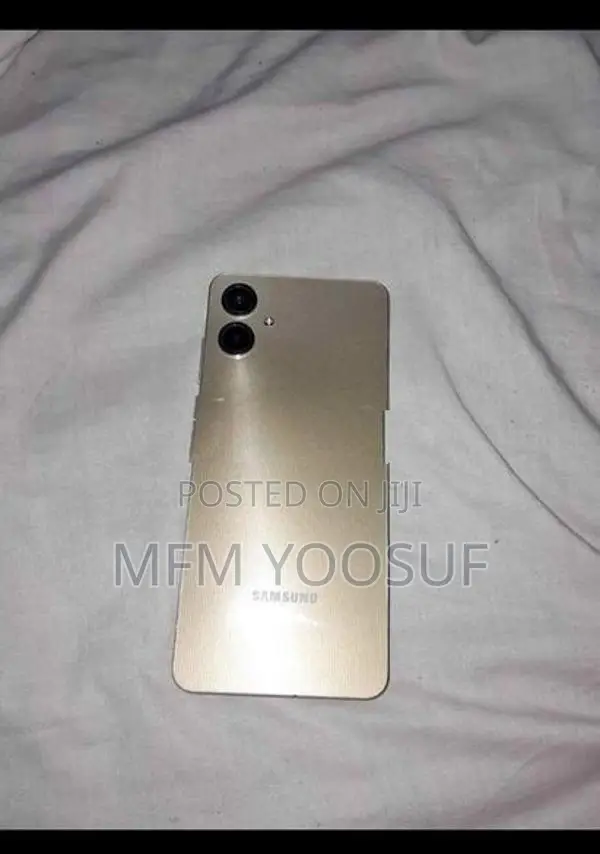 Samsung Galaxy A06 (Used)