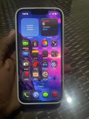 Apple iPhone 13 (Used)