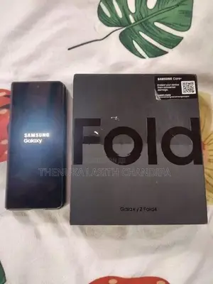 Samsung Z Fold 4 512GB (Used)