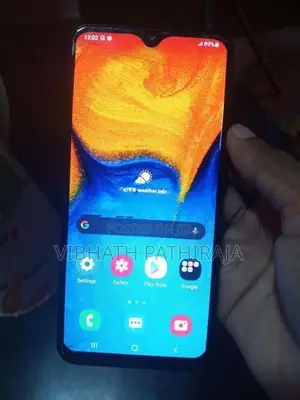 Samsung Galaxy A20 (Used)