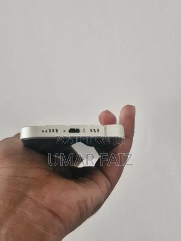 Apple iPhone 14 (Used)