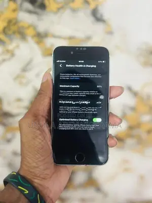 Apple iPhone SE 2 (Used)