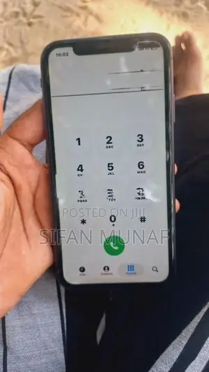 Apple iPhone 11 (Used)