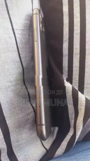 Apple iPhone 11 (Used)