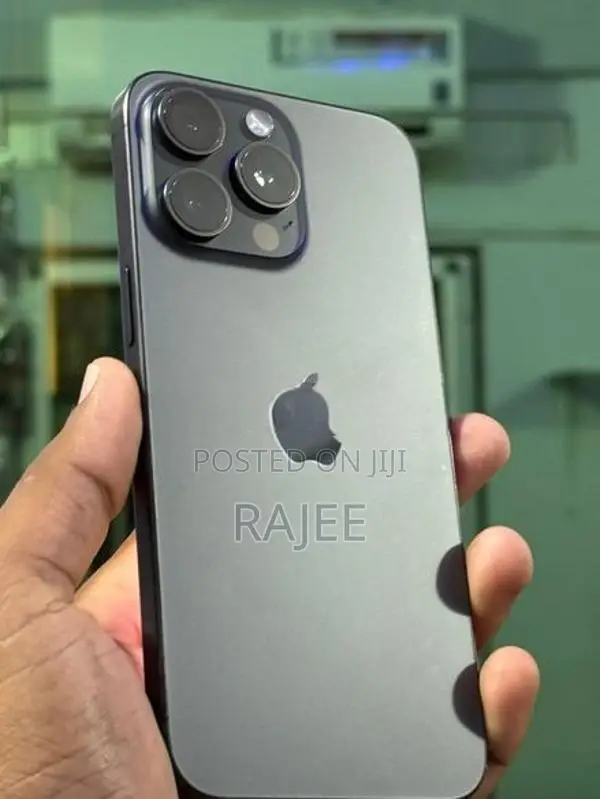 Apple iPhone 15 Pro Max (Used)