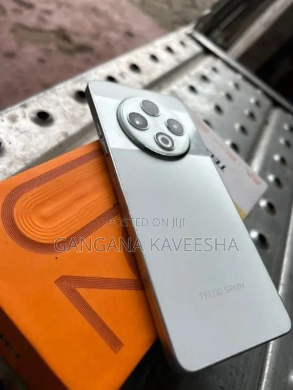 Tecno Spark spark30 (Used)
