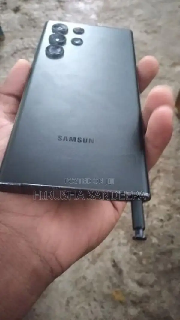 Samsung Galaxy S22 Ultra (Used)