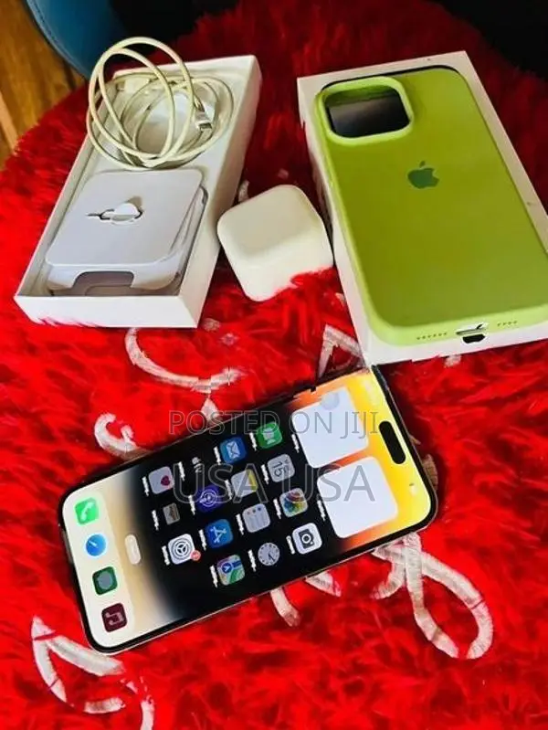 Apple iPhone 14 Pro Max 256GB (Used)