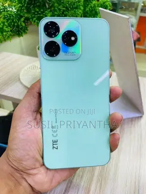ZTE V50 4GB +10GB (Used)