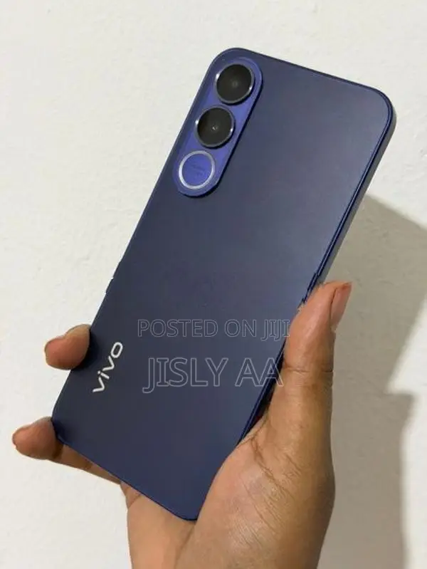Vivo V70 FE 8,256GB (Used)