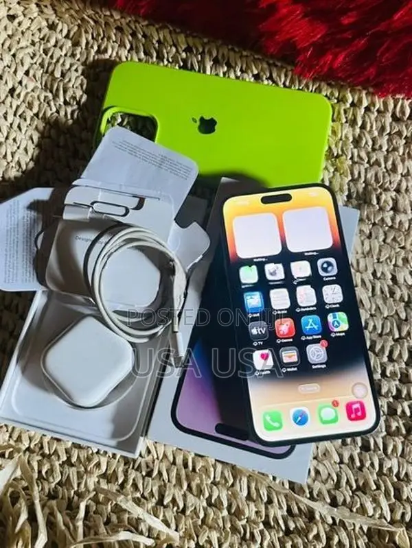 Apple iPhone 14 Pro Max 256 (Used)