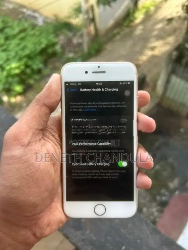 Apple iPhone 8 i phone (Used)
