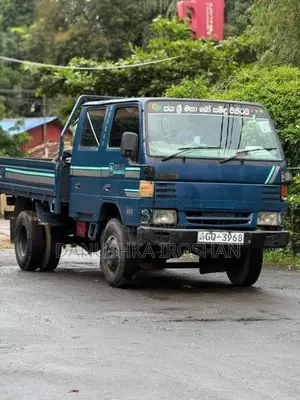 Dongfeng CrewCab 2002 Crew Cab (Used)
